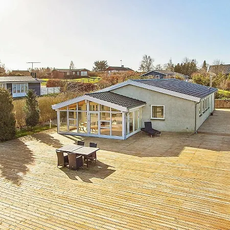 Сasa de vacaciones Two-bedroom Holiday In Henne 9 Fårevejle