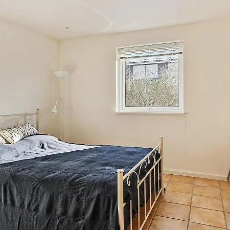 Two-bedroom Holiday In Henne 9 *